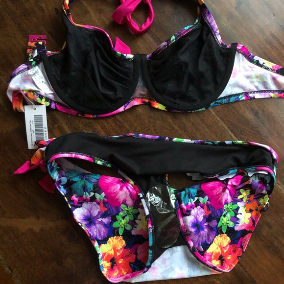 Women’s Bikini Set - Picture 3 of 3